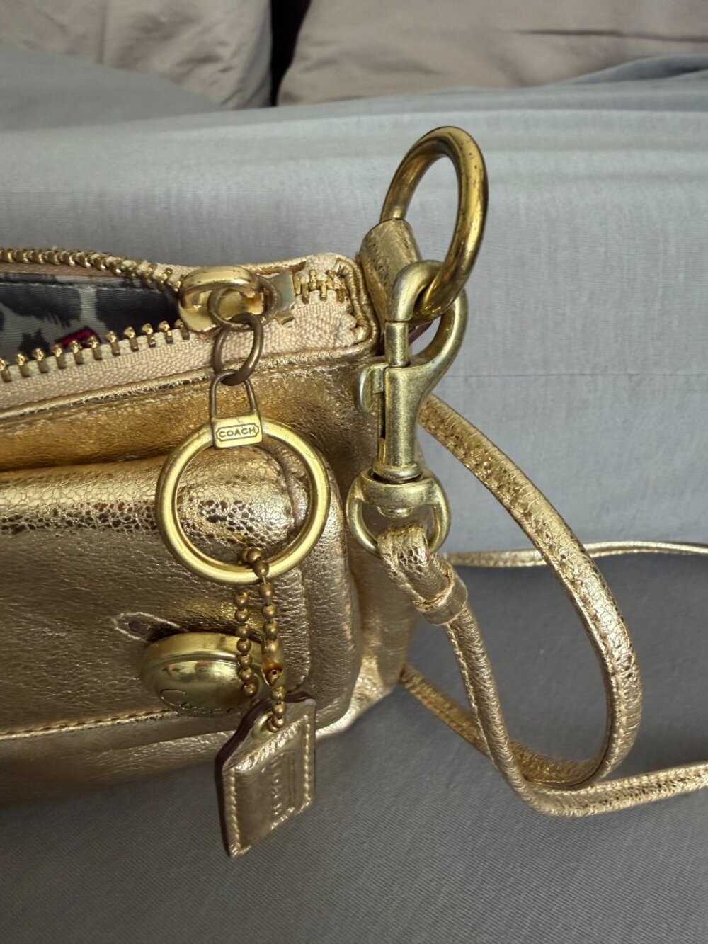 Vintage Coach Poppy Metallic Gold Leather Crossbody Bag Y2K - Picture 6 of 9